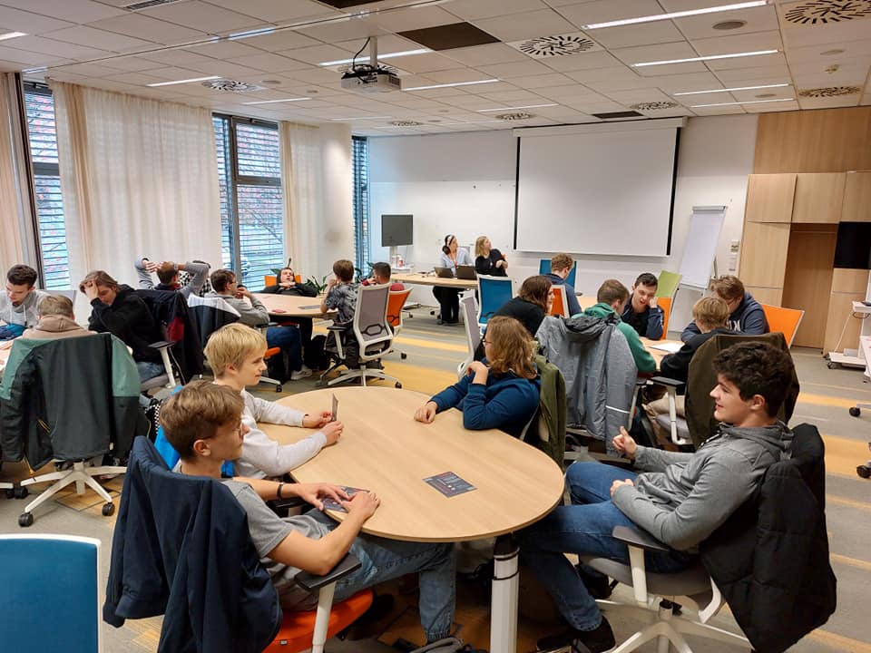 Střední průmyslová škola elektrotechniky a informatiky